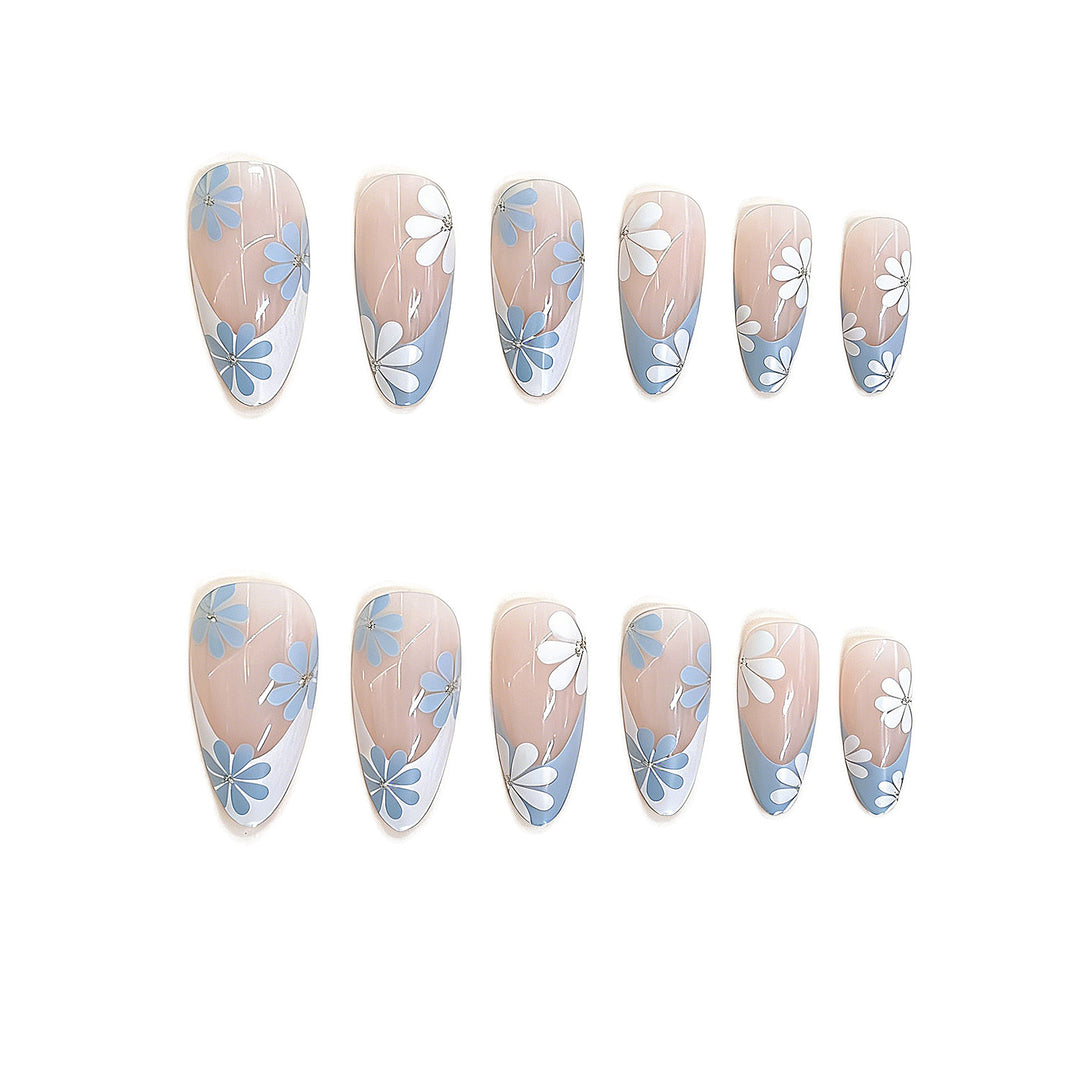 Florale Design Press-On Nagelset Karnz