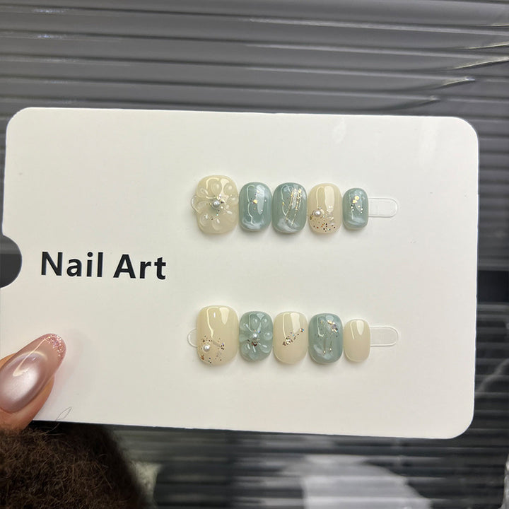 Elegantes dekoratives Nagelkunstset
