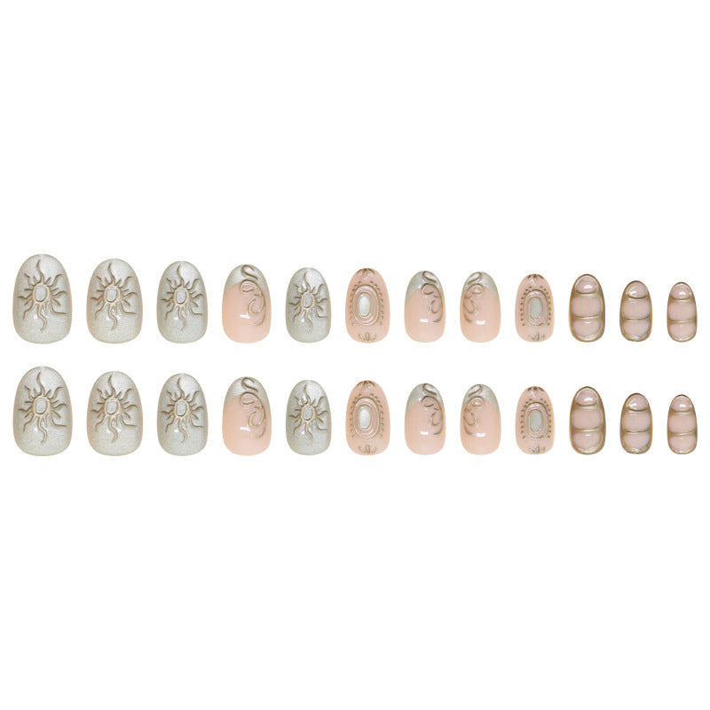 Künstlerische, sonnengeschmückte Press-On-Nageltips Karnz