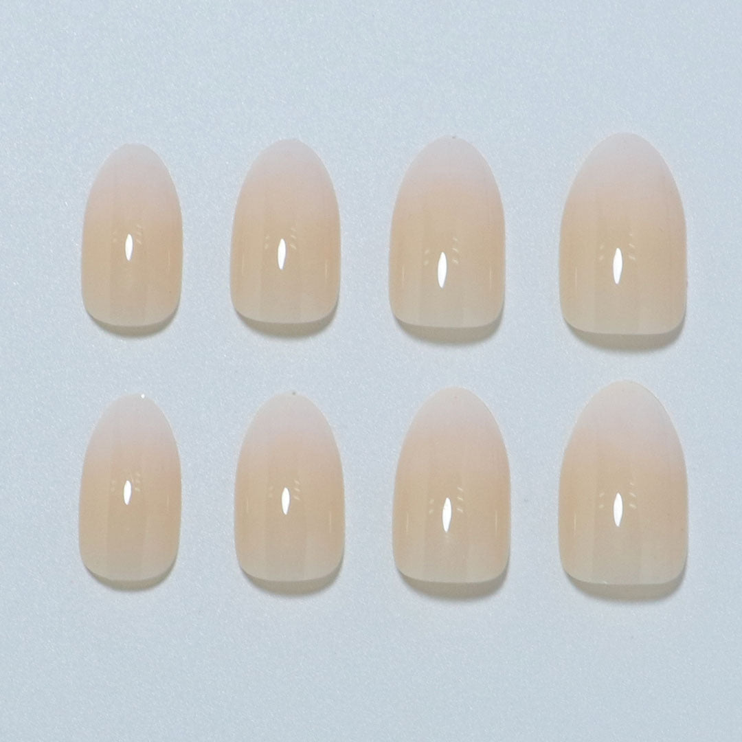 Elegante mandelförmige Press-On-Nagelset Karnz