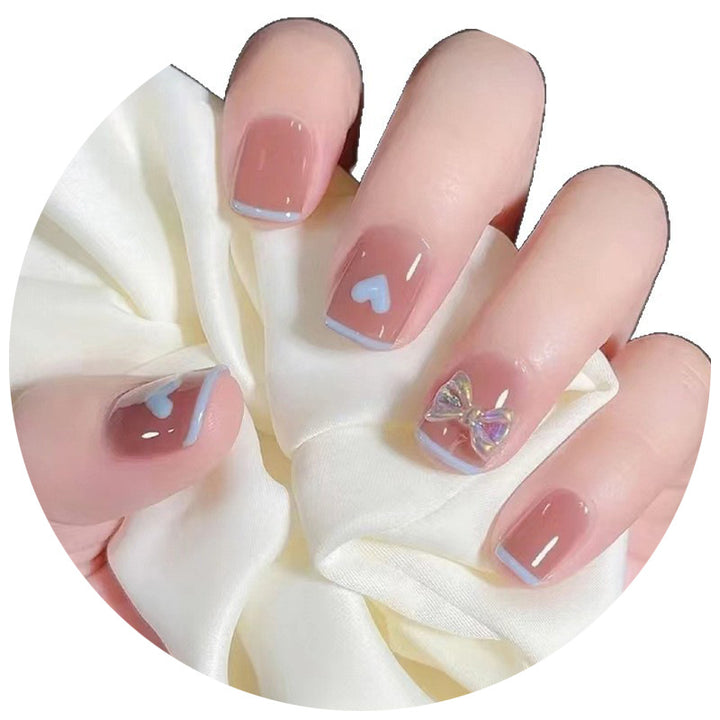 Dekorative Nagelkunst