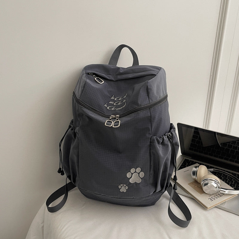 Stylischer Tierschädelrucksack