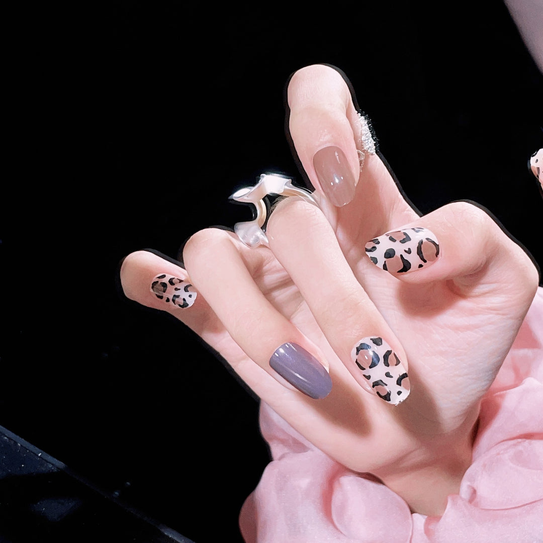 Stylisches Leopard-Print Press-On Nagelset