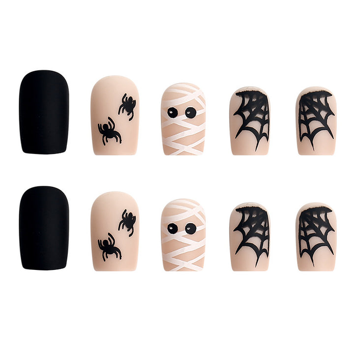 Kunstnagelset mit einzigartigen Mustern Karnz