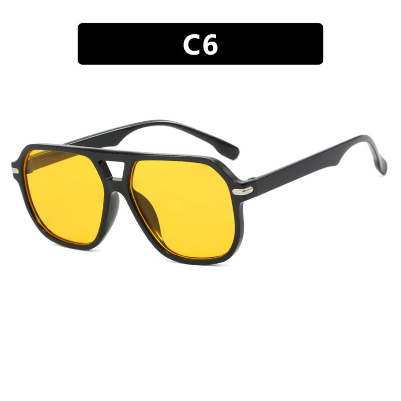 Damen modische Sonnenbrille mit schützendem UV-Filter und stylishen Gläsern Karnz