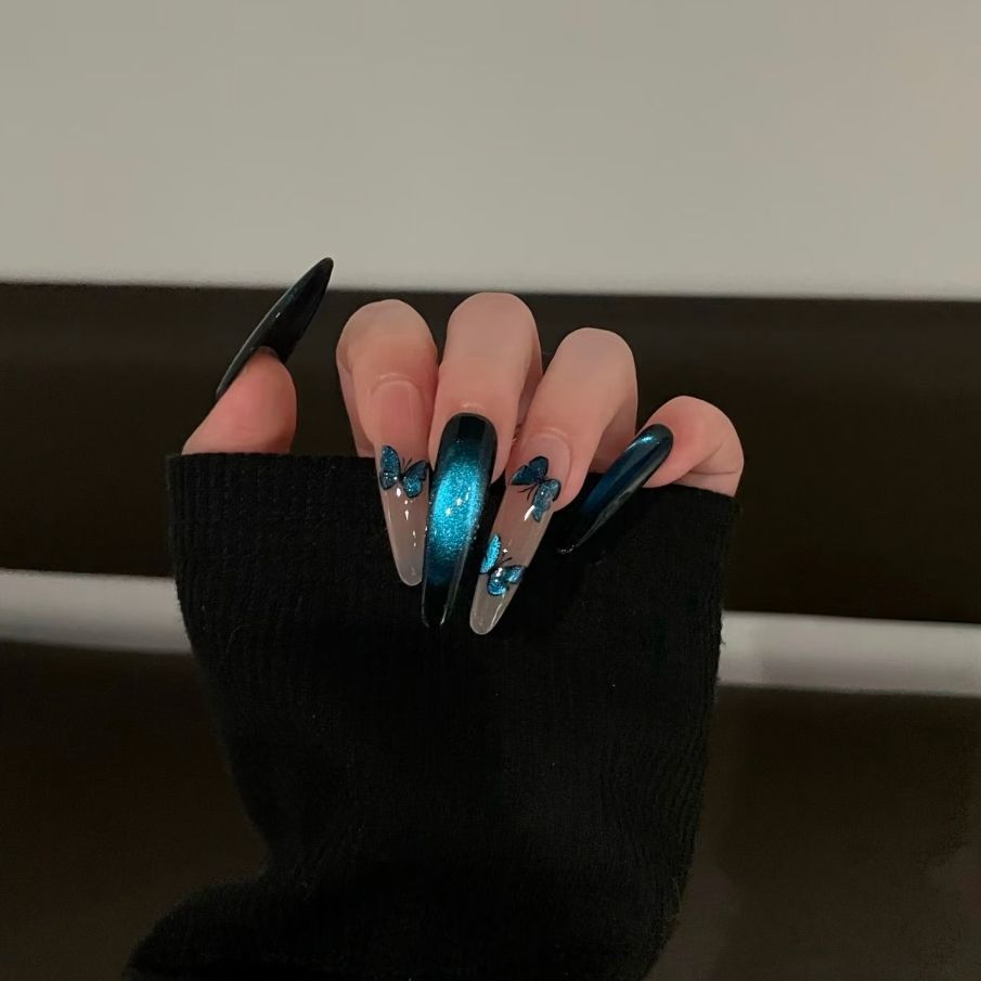 Künstlerische Lange Stiletto-Nagelverzierungen Karnz