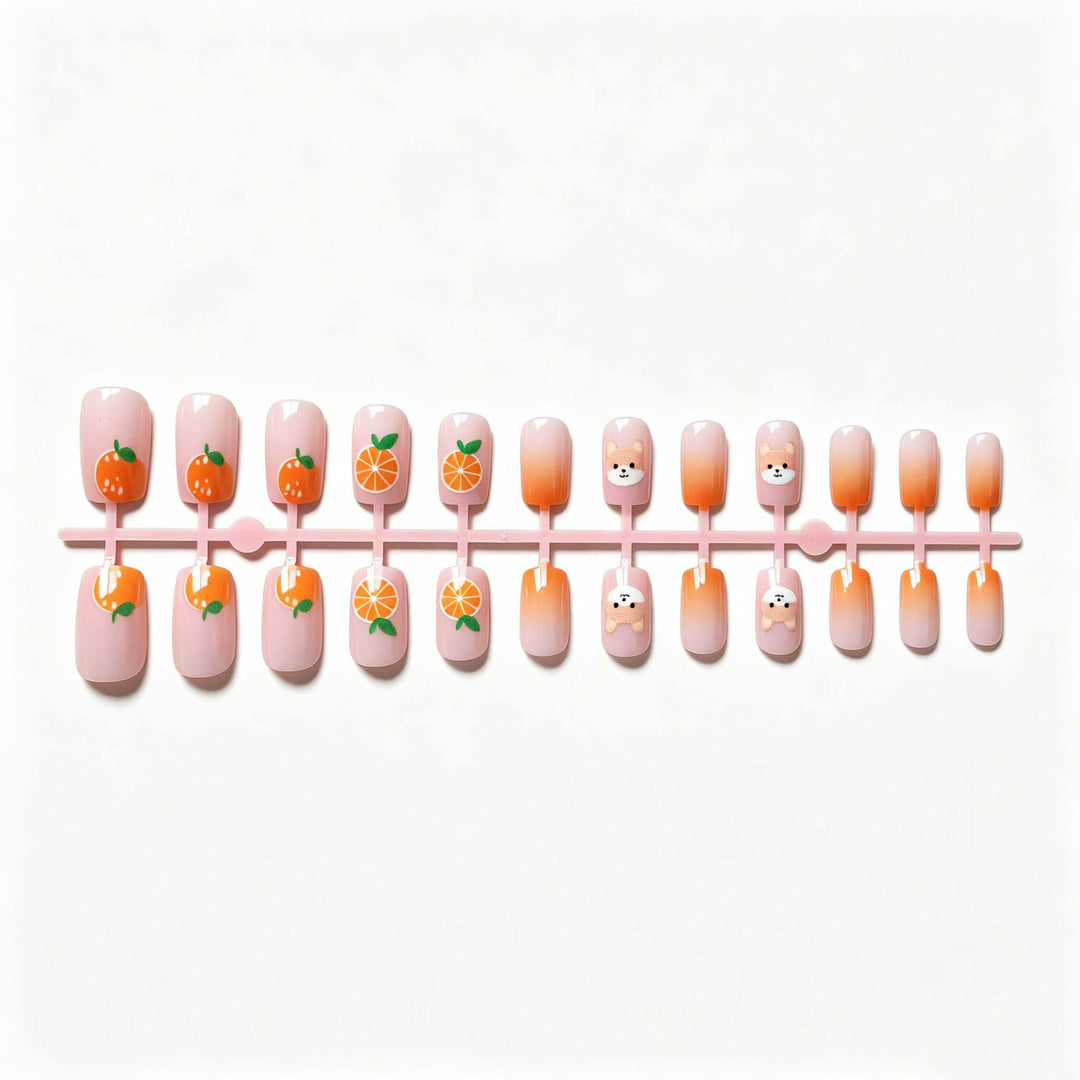 Spielerische Tier- und Obst-Nagelkunst