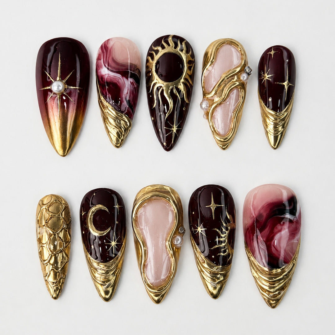 Kunstnagelset mit Glamourösen Designs Karnz