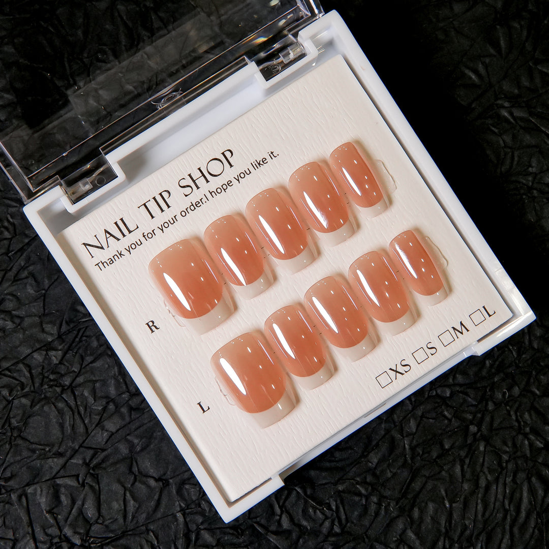 Natürliche Glänzende Press-On Nagelspitzen