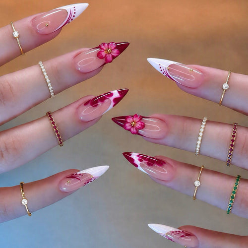 Künstlerische Stiletto-Nagelverlängerungen Karnz