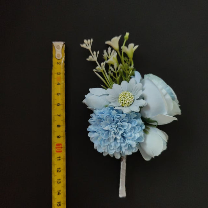 Elegante florale Ansteckblume