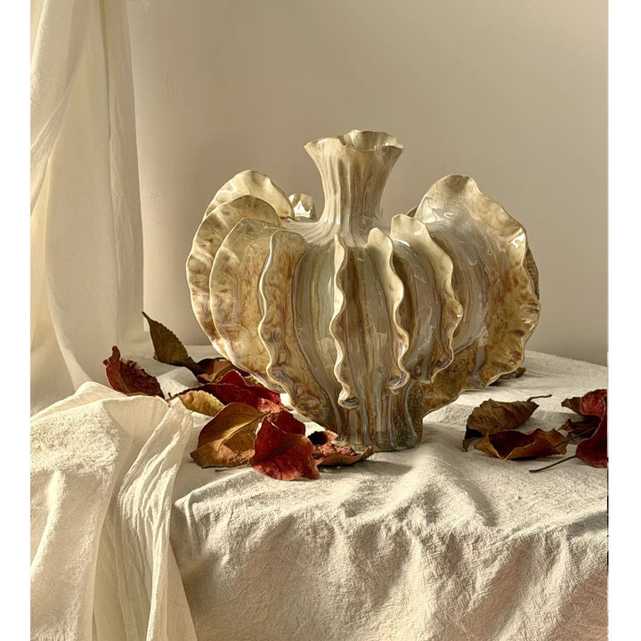 Zeitgenössische dekorative schaleninspirierte Vase