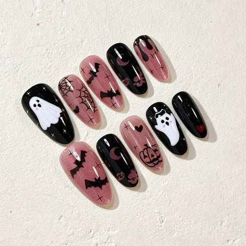 Dekorative Nagelkunst Karnz