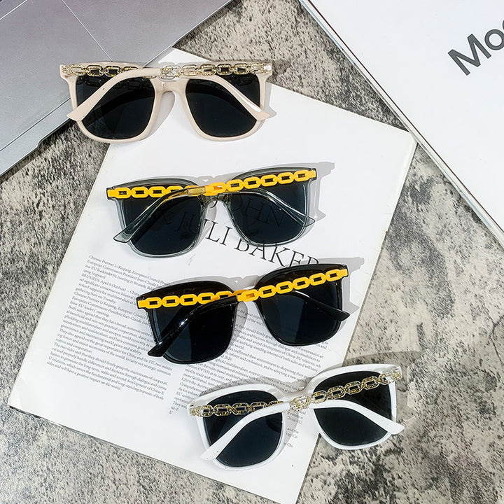 Damen extragroße Sonnenbrille mit modischem Kettenrahmen Karnz