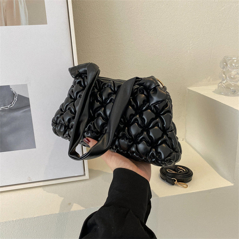 Elegante gepuffte Handtasche