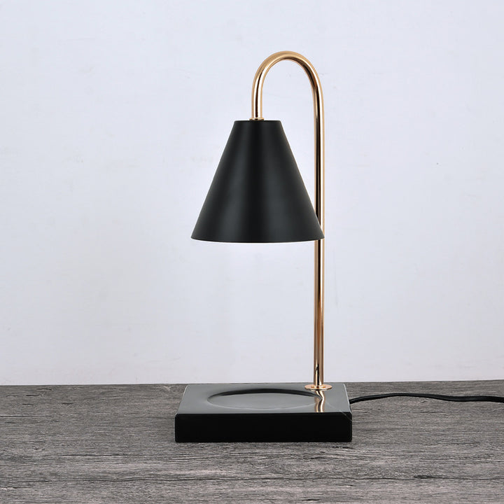 Dekorative moderne minimalistische Tischlampe