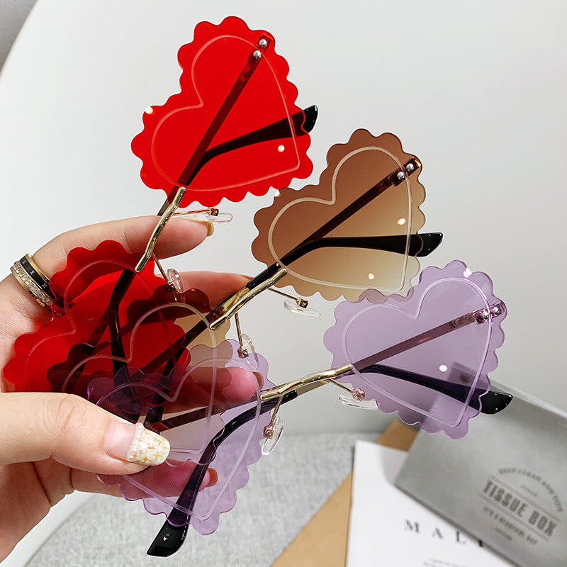 Damen Cat-Eye Sonnenbrille im einzigartigen Herzdesign Karnz