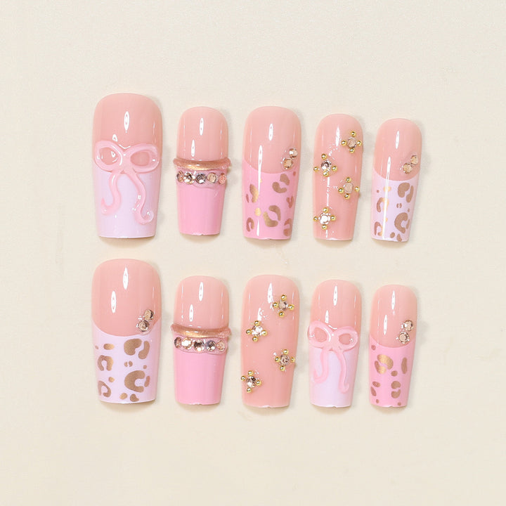 Dekorative Lange Stiletto Nail Art Tipps Karnz