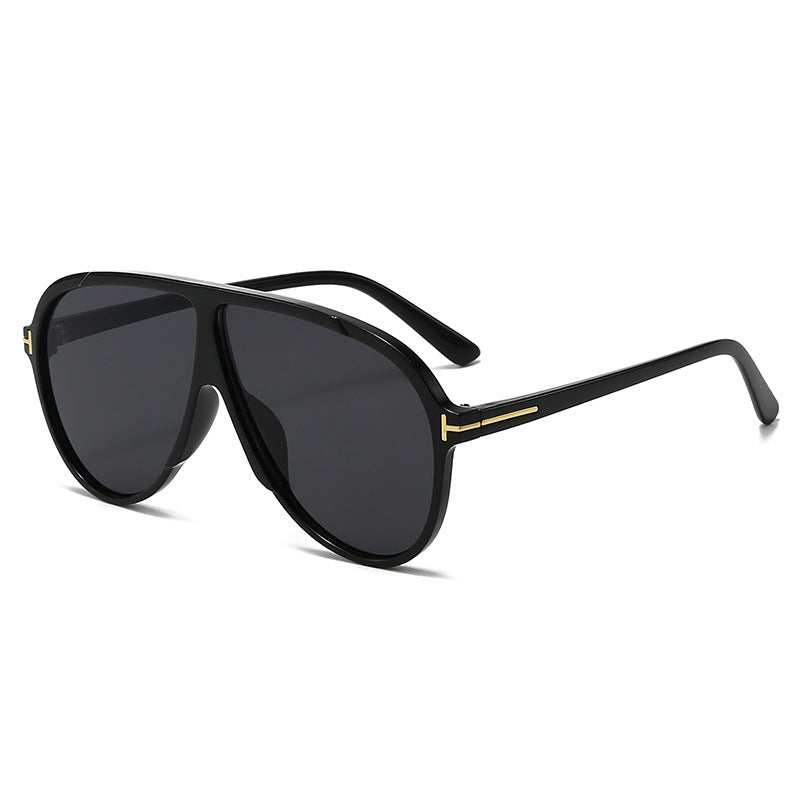 Damen große Sonnenbrille mit modernem Design und schützenden Gläsern Karnz