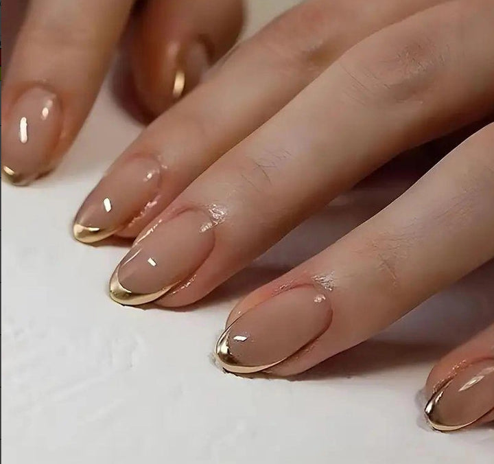 Elegante französische Tipp-Nagelverzierungen Karnz 1789915301