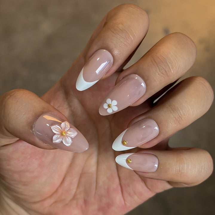 Floral Art Press-On Nageldesign Karnz