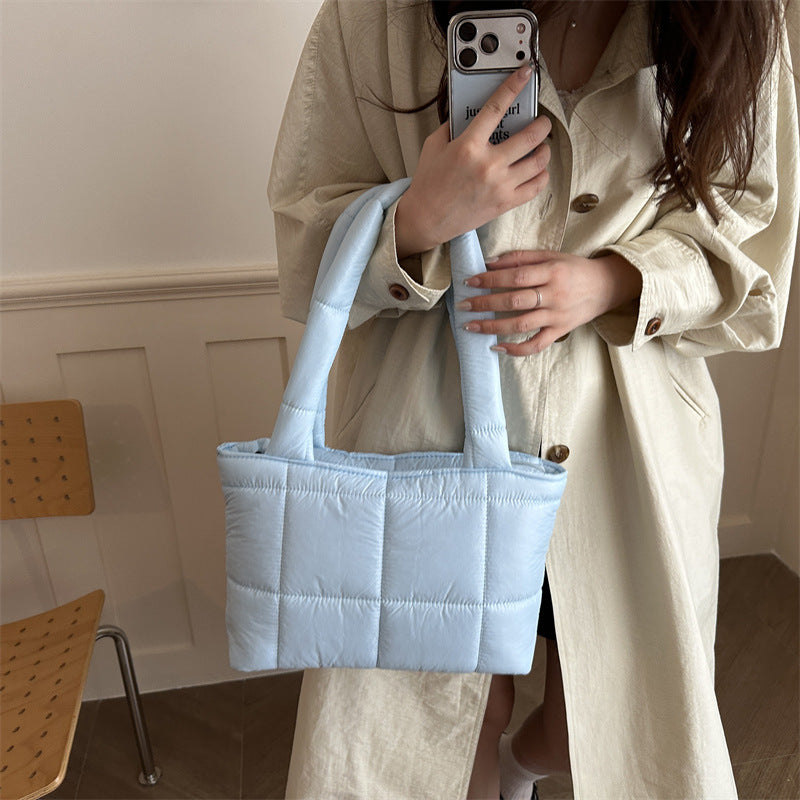 Stylische gepolsterte Handtasche