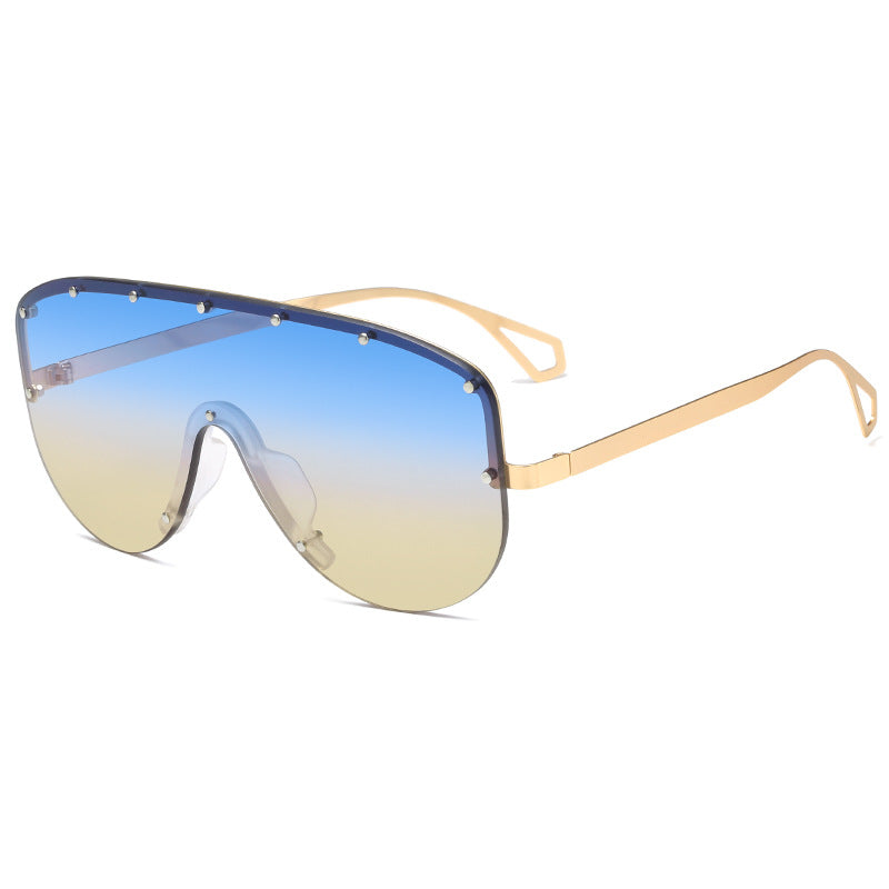 Damen Oversized Sonnenbrille mit modernem Rahmen Karnz