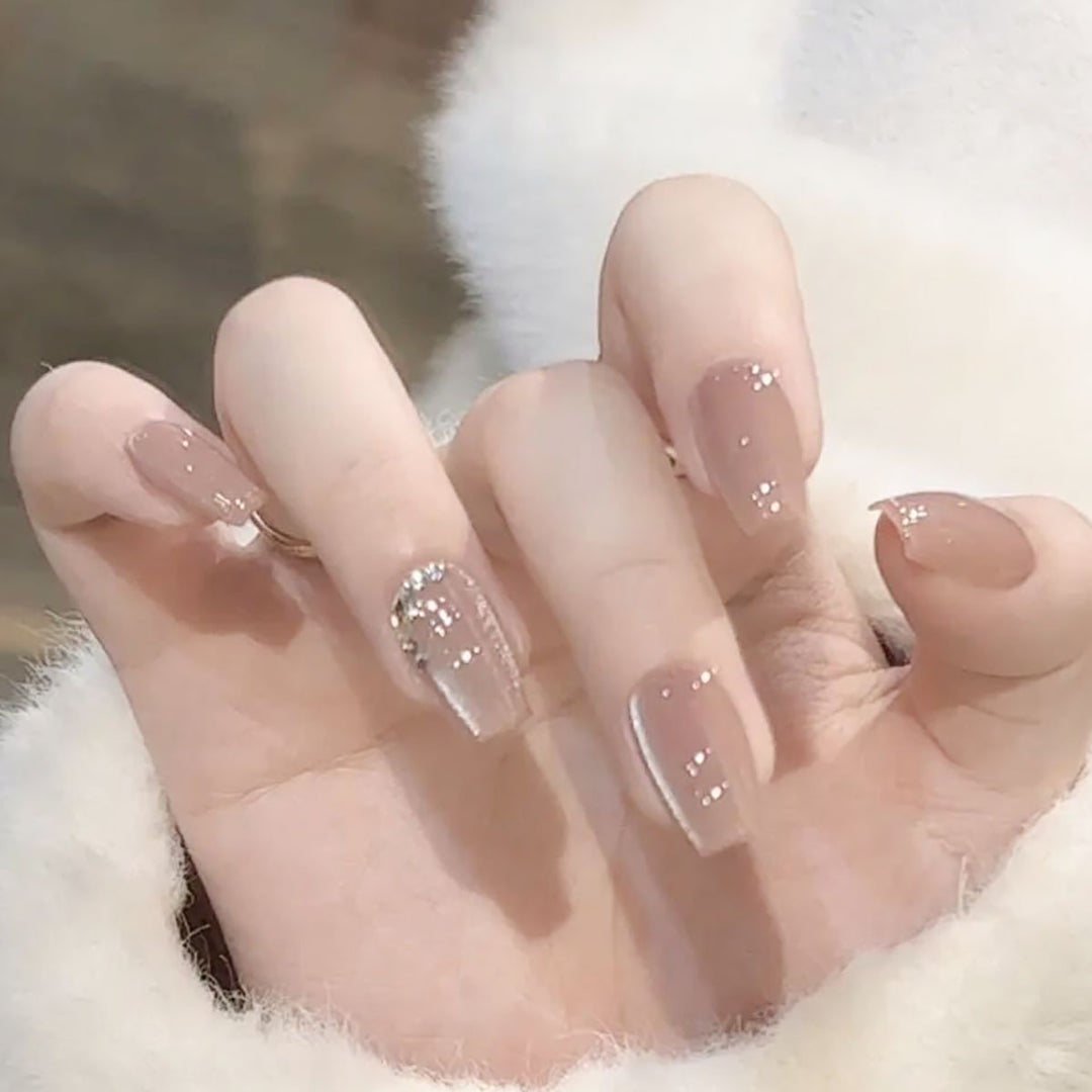 Glamouröse Nagelverlängerungen