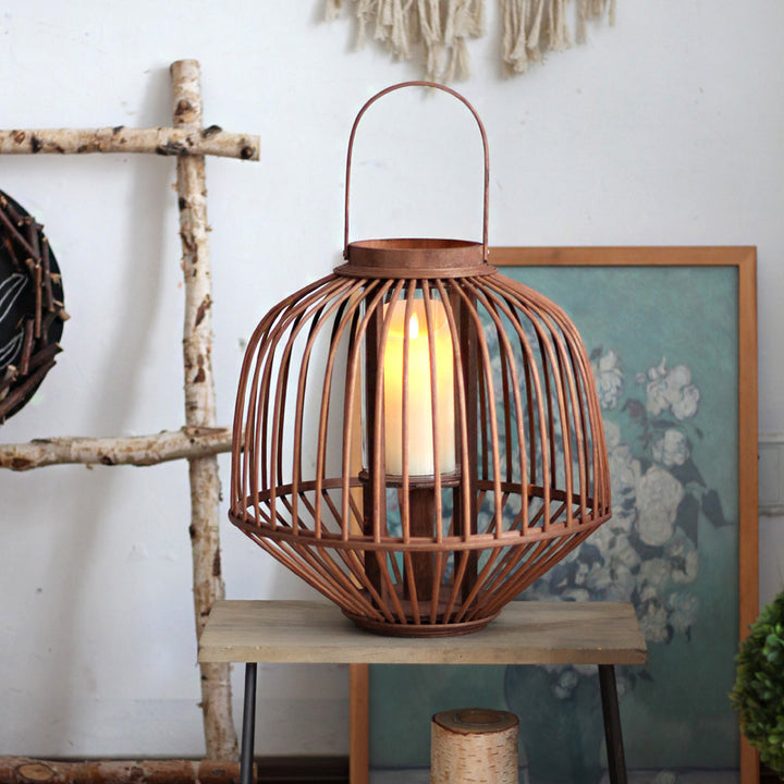 Dekorative Rattan-Laterne Karnz