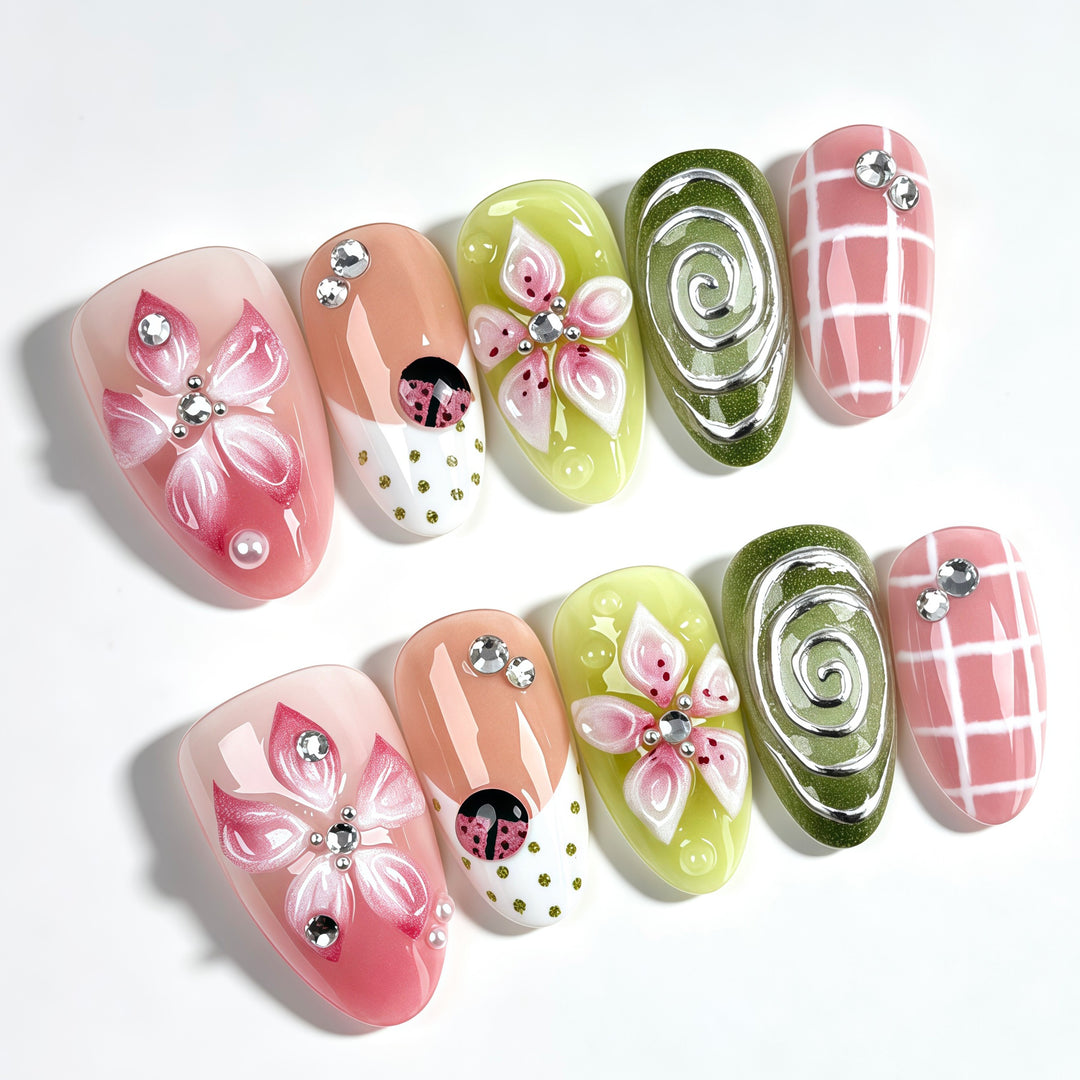 Dekorativer Floraler Nagelkunst Press-On Set 1790746157