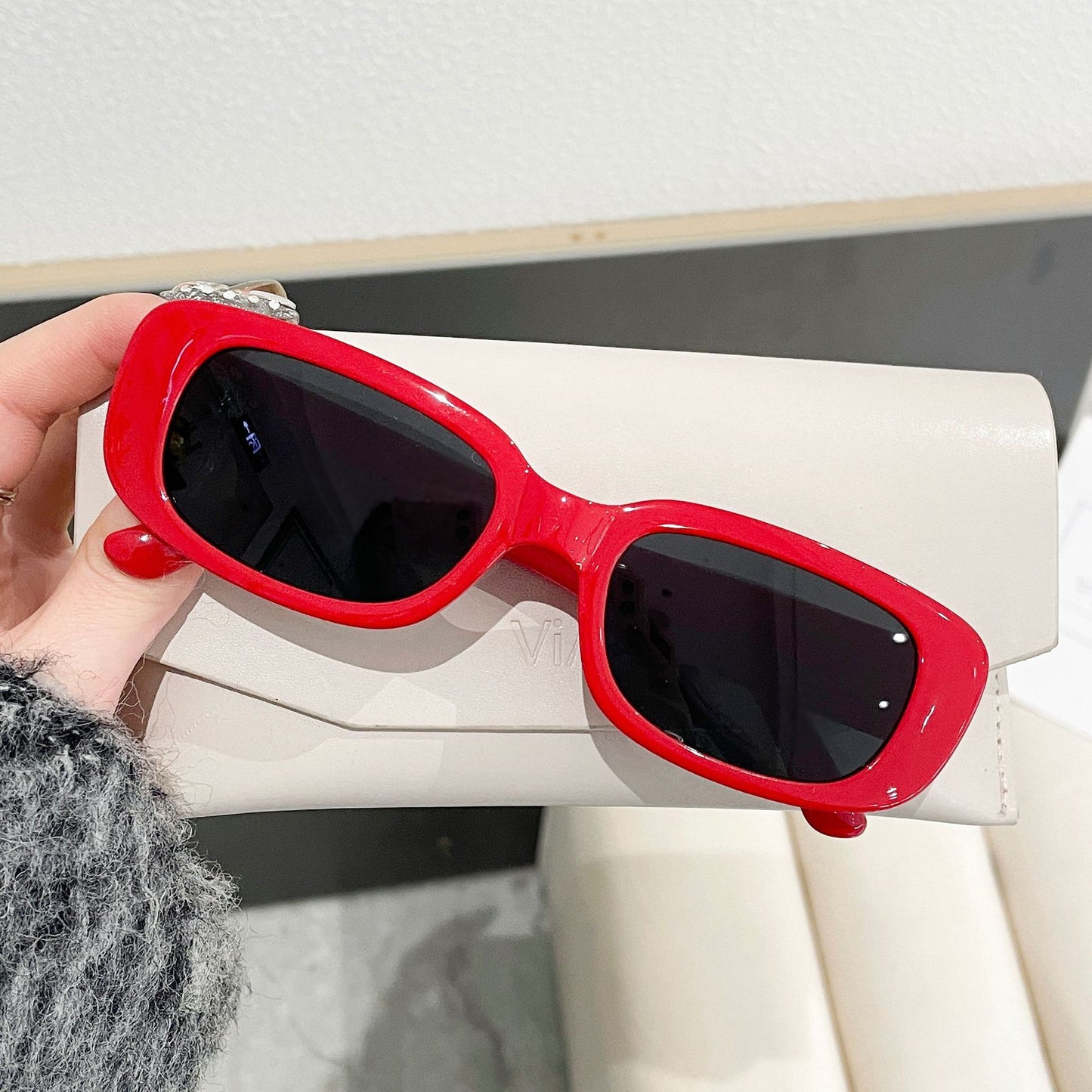 Damen Stylische Rechteck-Sonnenbrille Karnz