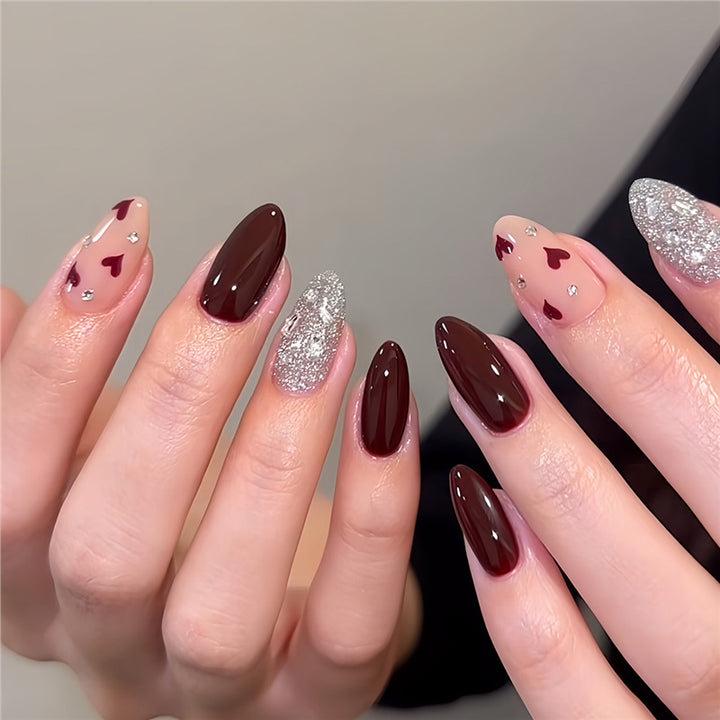 Romantisches Herz-Themen Press-On Nagel Set Karnz
