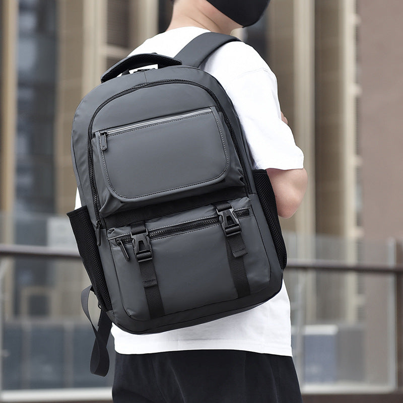 Geräumiger Organizer-Rucksack Karnz
