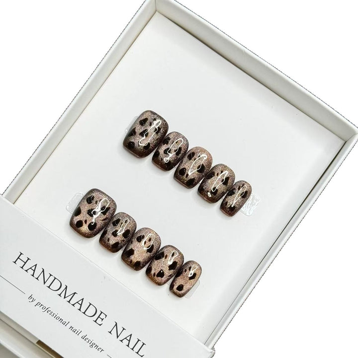 Handgemachtes Press-On Nagelkunstset mit Leopardenmuster-Design