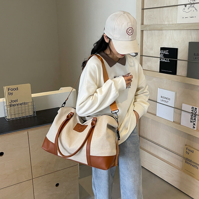 Geräumige Canvas Wochenend-Duffel