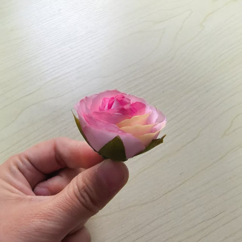 Dekorative Stoffblume