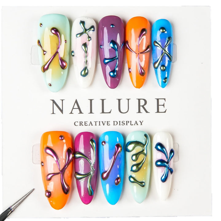 Künstlerisches Press-On Nagelset mit einzigartigem Design