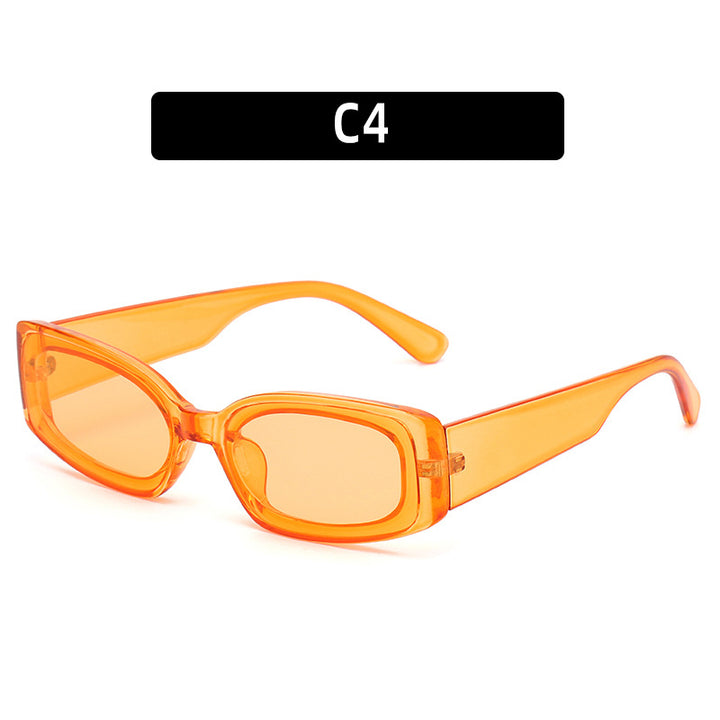 Stylische rechteckige Rahmenbrille