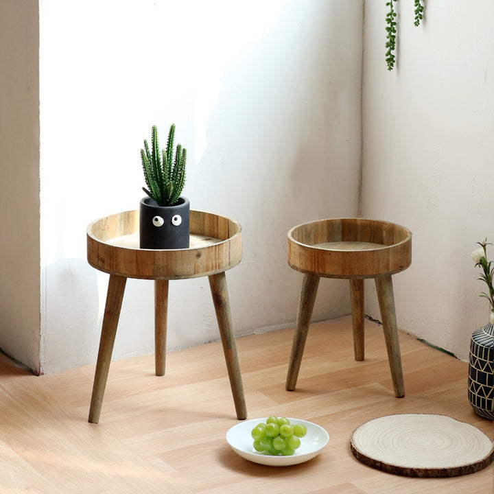 Moderner Beistelltisch aus Holz Karnz