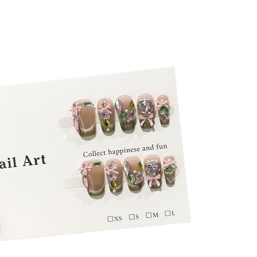 Künstlerisches florales Nagelkunst Press-On Set