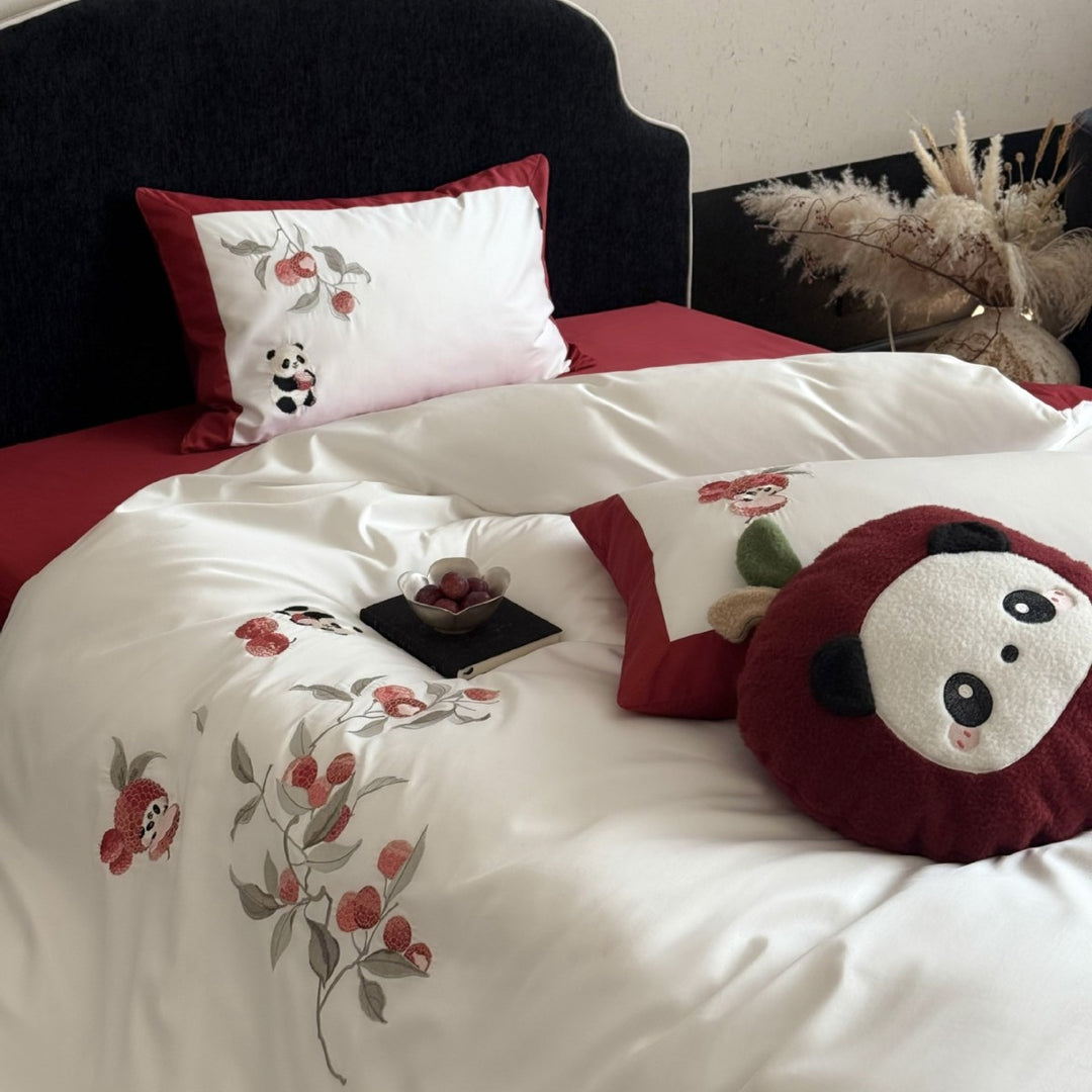 Bestickte Baumwollsatin-Bettwäschegarnitur mit floraler Apfel- und Panda-Applikation Karnz