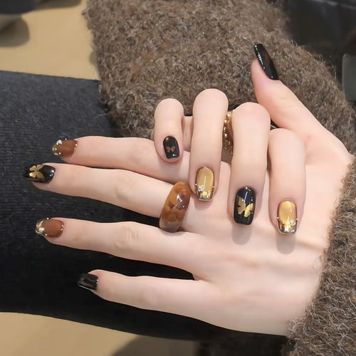 Dekoratives Schmetterling Nagelkunst Set Karnz