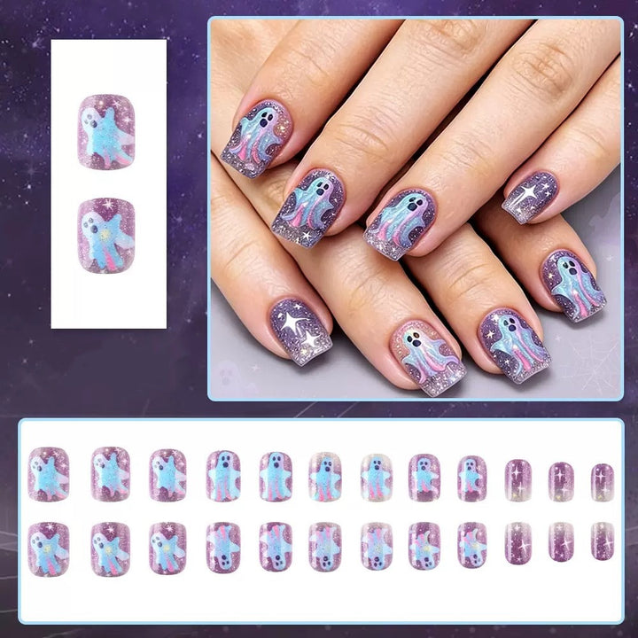 Kunstnagelset mit gruseligen Geistermotiven Karnz