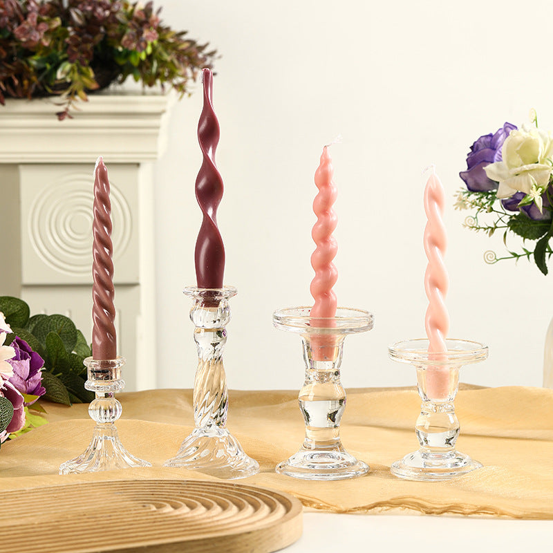 Gedrehte konisch dekorative Kerzen Set mit skulptierten Glas Haltern