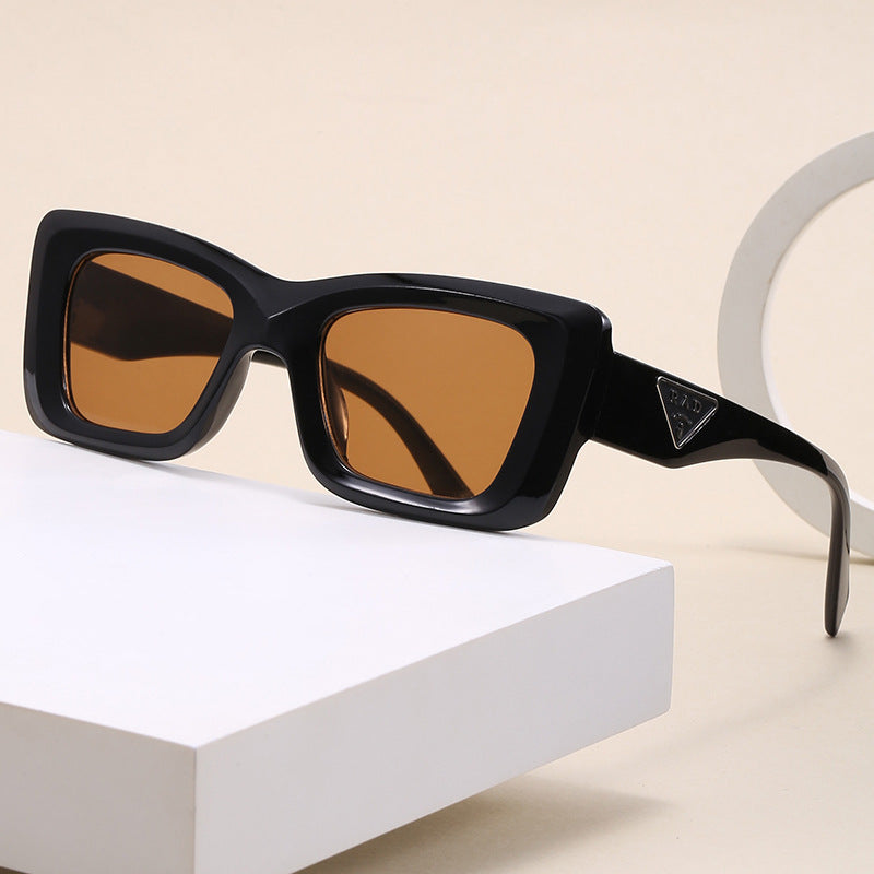 Damen modische quadratische Sonnenbrille mit stilvollem Rahmen Karnz