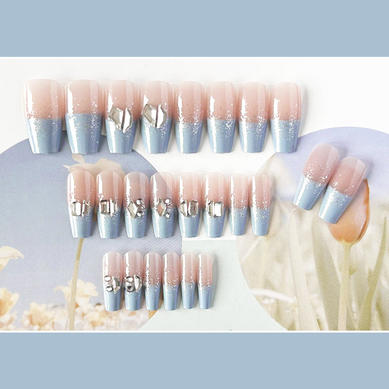 Dekorative Press-On Nagelspitzen Set Karnz