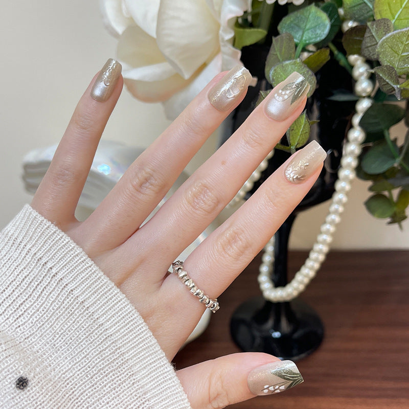 Elegante Blumen Press-On Nagelset Karnz 1789388748