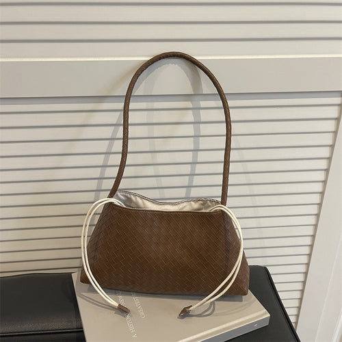 Gewebte Texturierte Handtasche