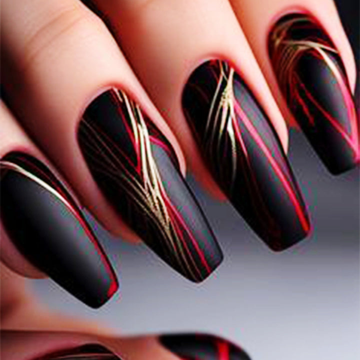 Stylische Stiletto Druck-Nägel mit abstraktem Design Karnz