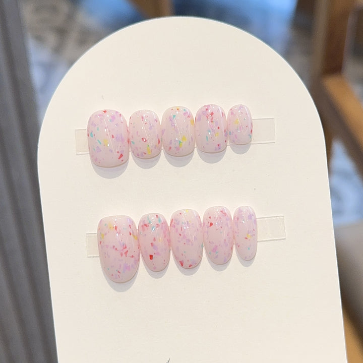 Kunstnagelset mit Funkelnden Akzenten Karnz